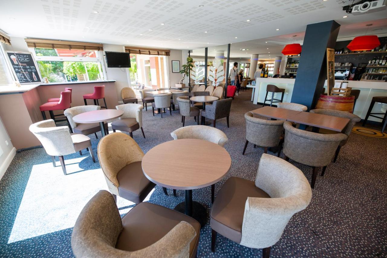 Hostellerie Saint Vincent Beauvais Aeroport Exterior foto