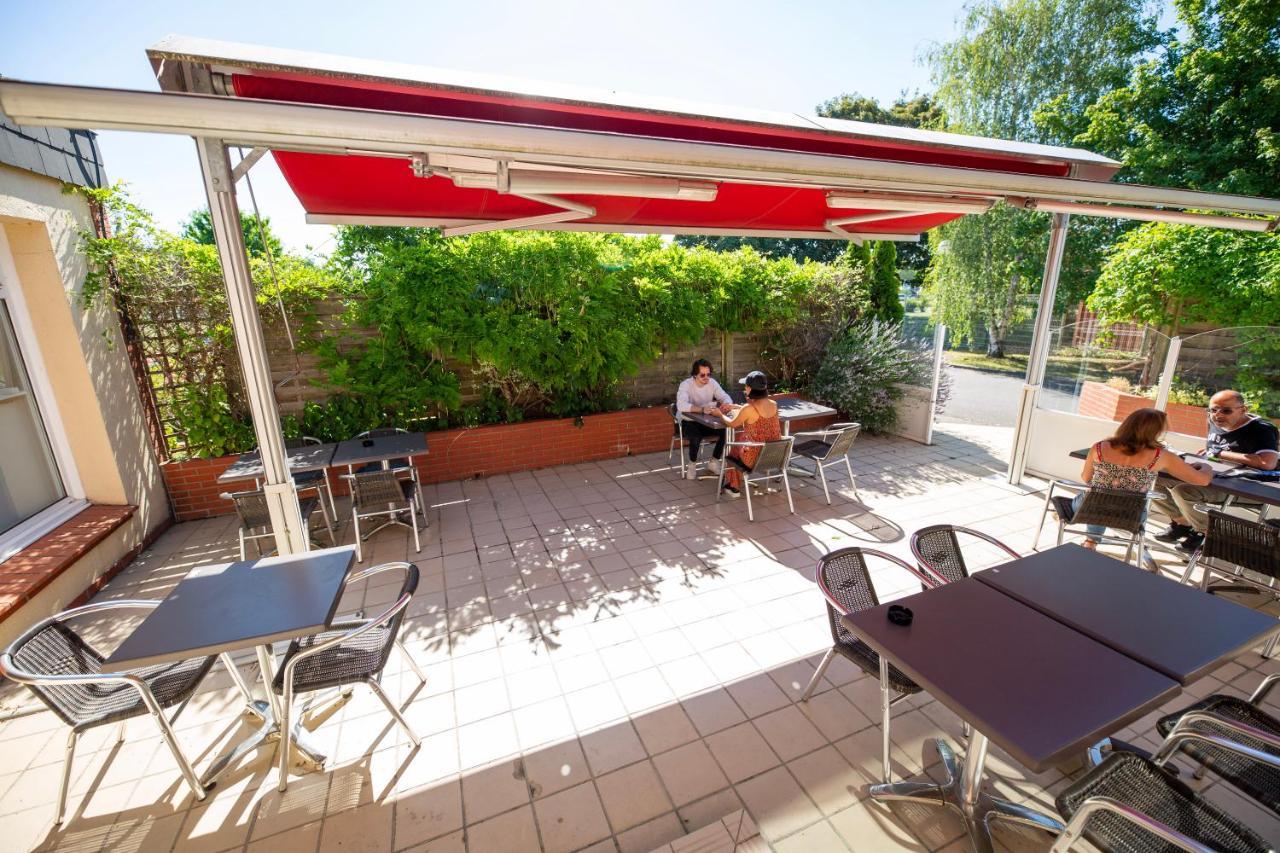 Hostellerie Saint Vincent Beauvais Aeroport Exterior foto