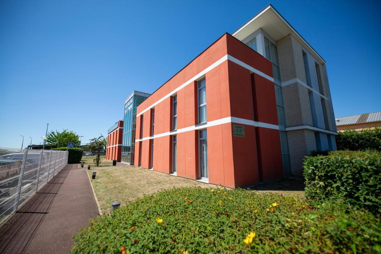 Hostellerie Saint Vincent Beauvais Aeroport Exterior foto