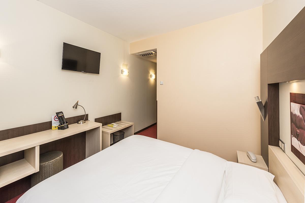 Hostellerie Saint Vincent Beauvais Aeroport Exterior foto