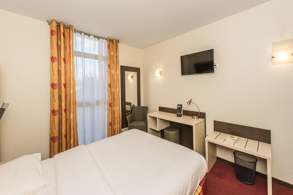 Hostellerie Saint Vincent Beauvais Aeroport Exterior foto